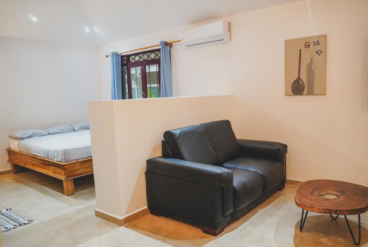 Hostel 7, Casa De Gingi Playa Santa Teresa  Ngoại thất bức ảnh