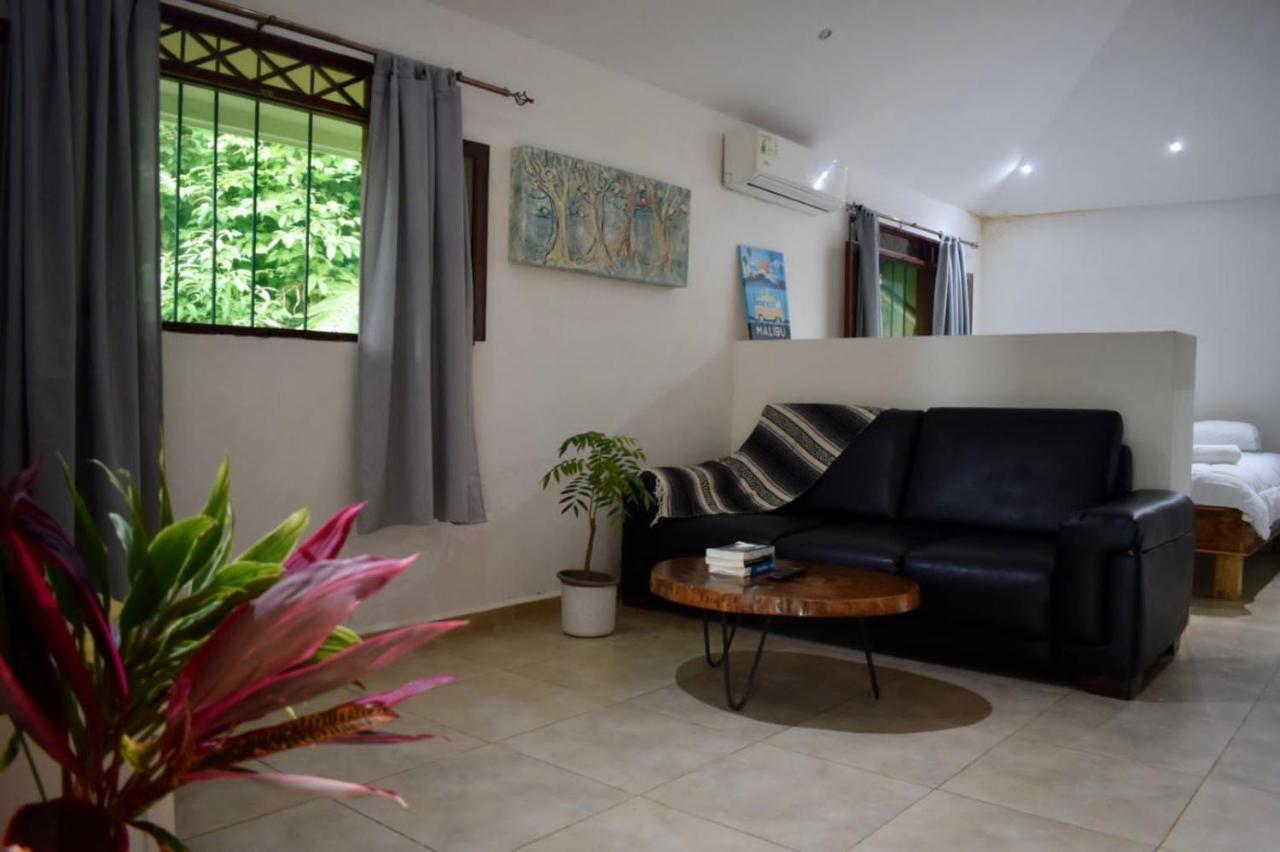 Hostel 7, Casa De Gingi Playa Santa Teresa  Ngoại thất bức ảnh